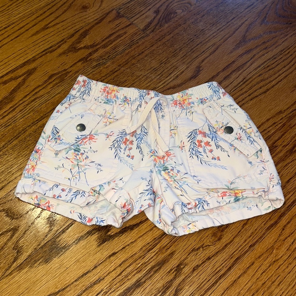 Gap Girl’s Floral Shorts Size S